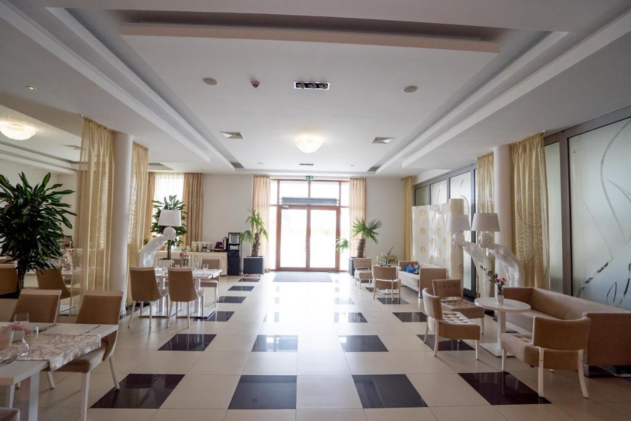 Отель Hotel Aleksandria Седльце-41